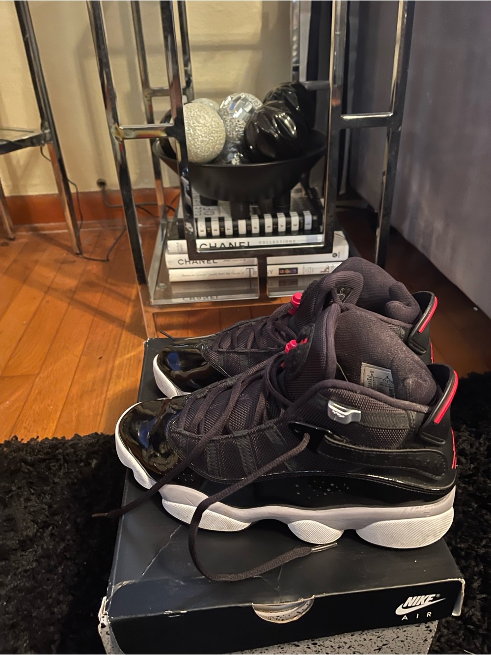 Jordan Men’s Black Pink White Retro Basketball Sneakers